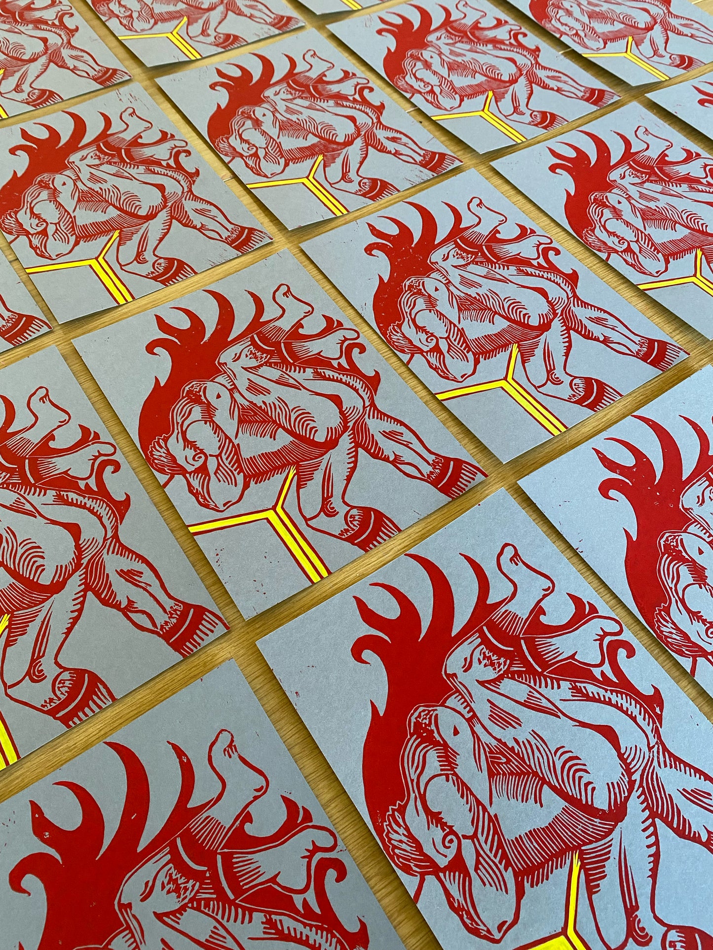 Fire Crush / Lino