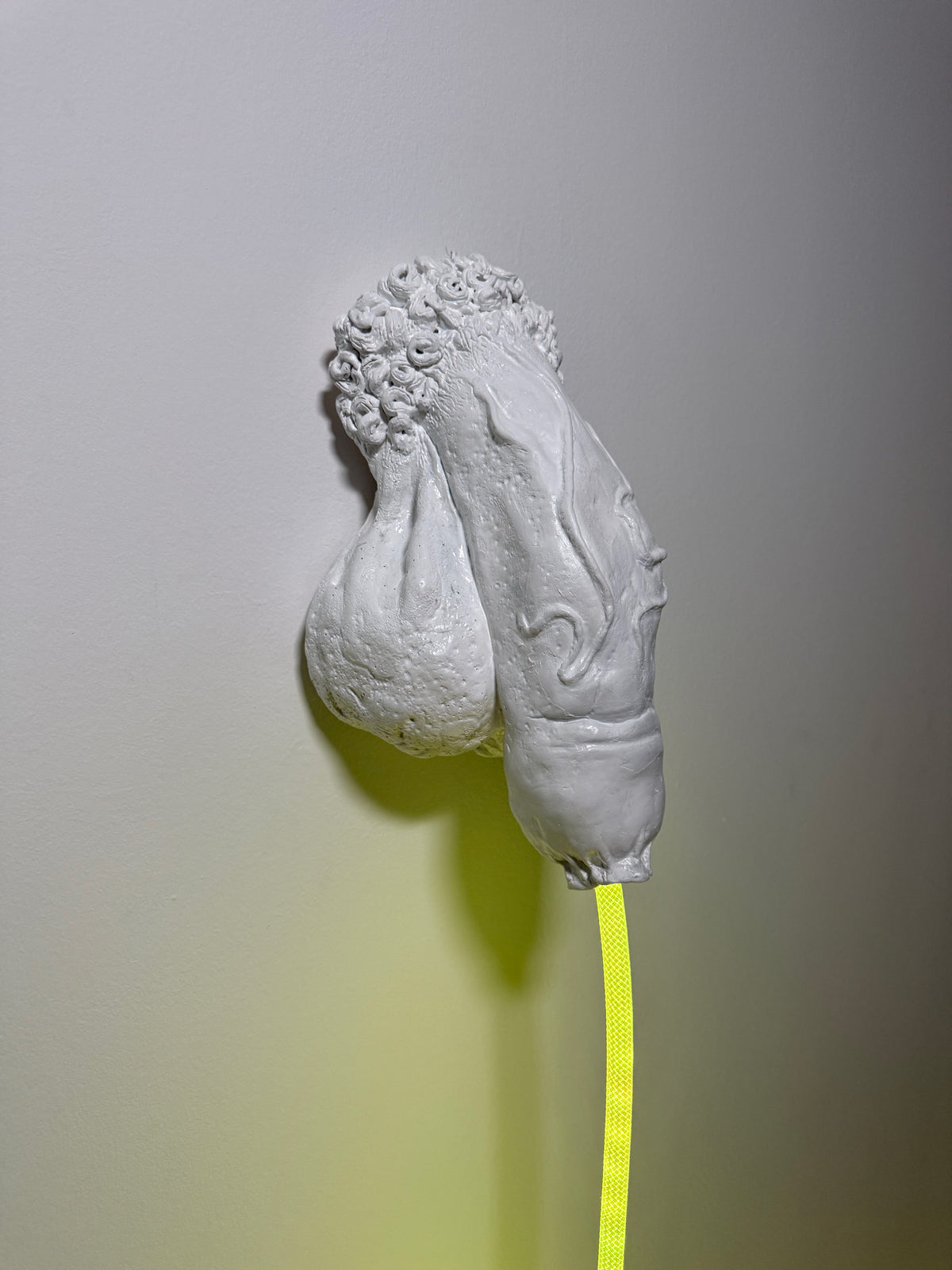 Detail 5 of Mainstream by Greif Lazic